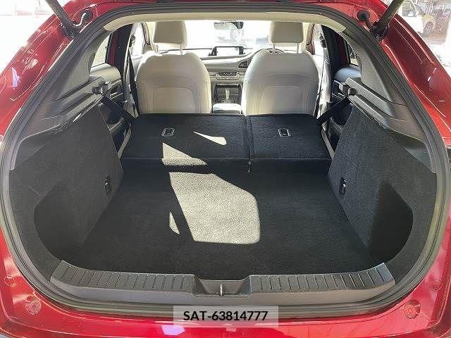 Mazda CX-30 2019-12 358490-10