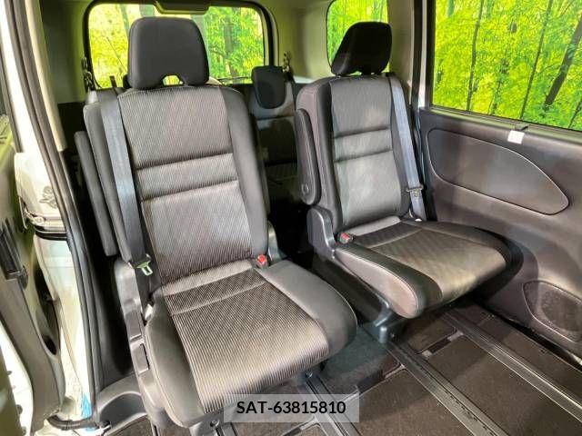 Nissan SERENA 2020-12 215572-10