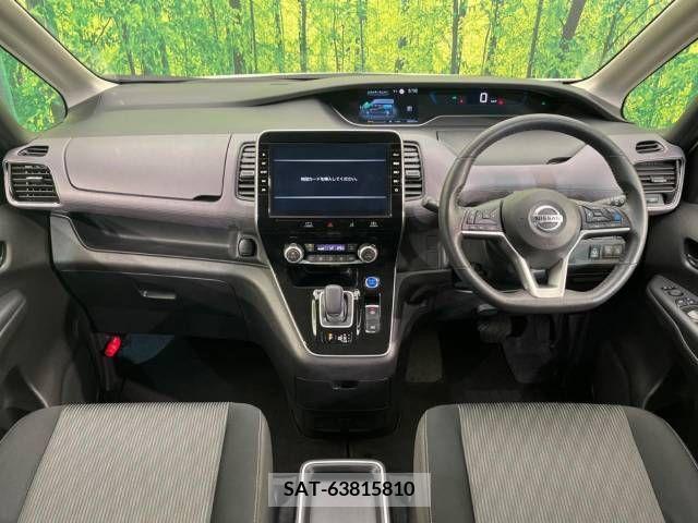 Nissan SERENA 2020-12 215572-1