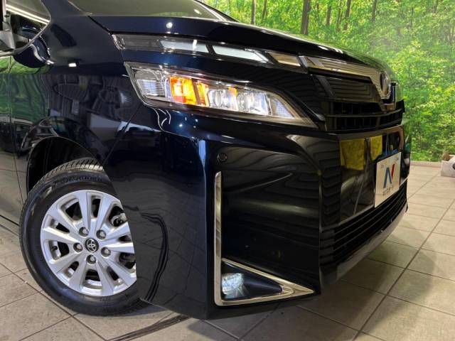 Toyota VOXY 2018-11 196033-11