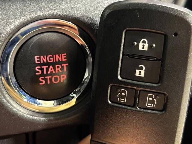 Toyota VOXY 2018-11 196033-6