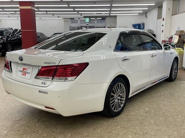 Toyota CROWN MAJESTA 2015-02 12414-4