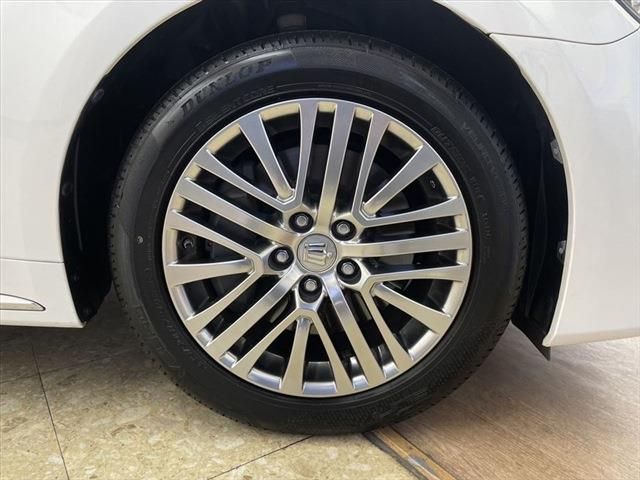 Toyota CROWN MAJESTA 2015-02 12414-14