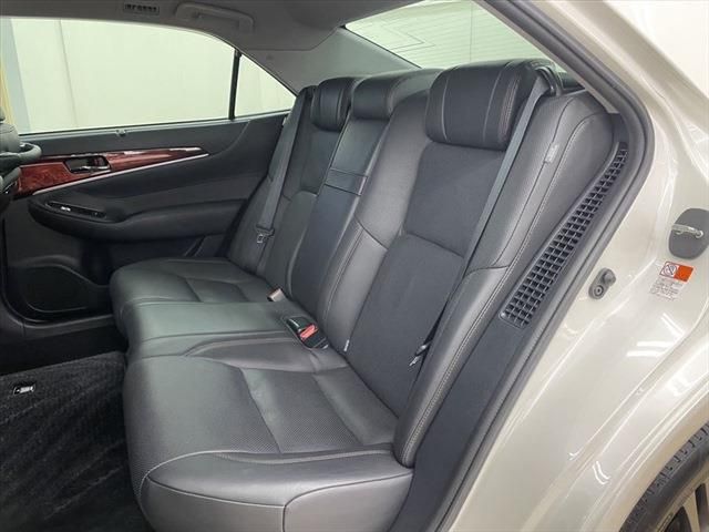 Toyota CROWN MAJESTA 2015-02 12414-22