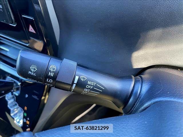Toyota ESTIMA 2017-06 268741-16