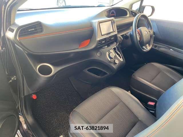 Toyota SIENTA 2017-11 314655-5