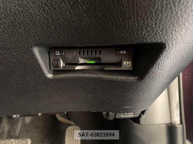 Toyota SIENTA 2017-11 314655-16
