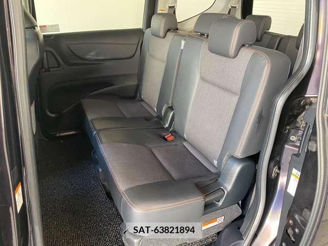 Toyota SIENTA 2017-11 314655-7