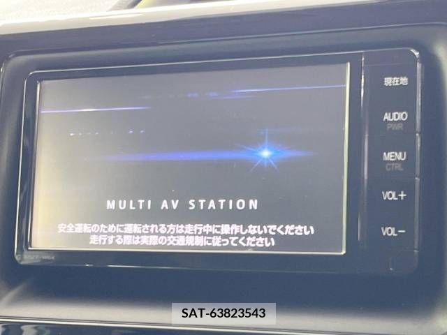 Toyota VOXY 2015-11 377687-2