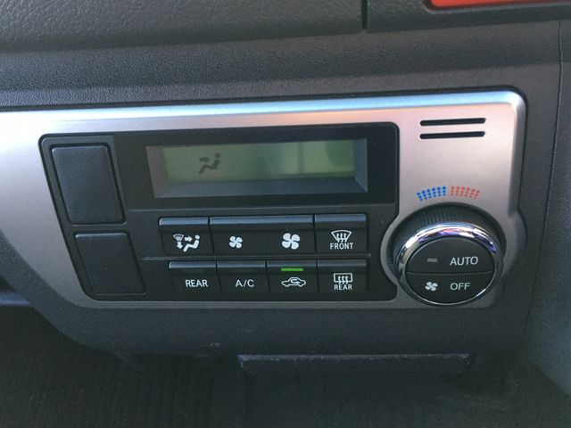 Toyota HIACE VAN 2014-02 186477-18
