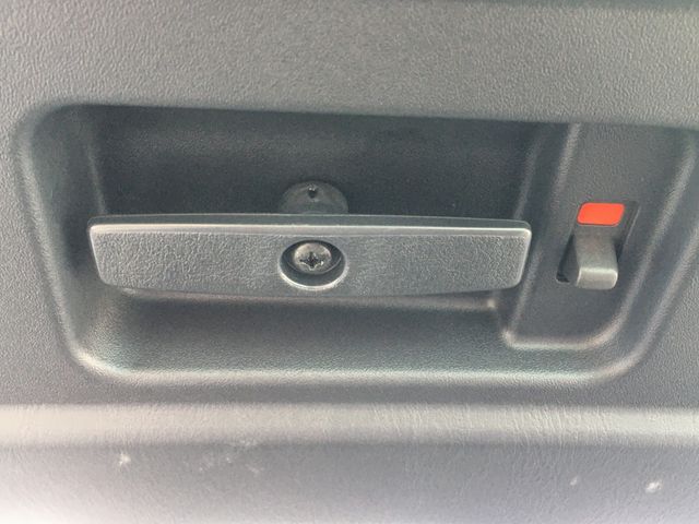 Toyota HIACE VAN 2014-02 186477-15