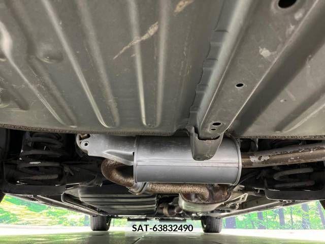 Toyota VOXY 2019-03 222703-19