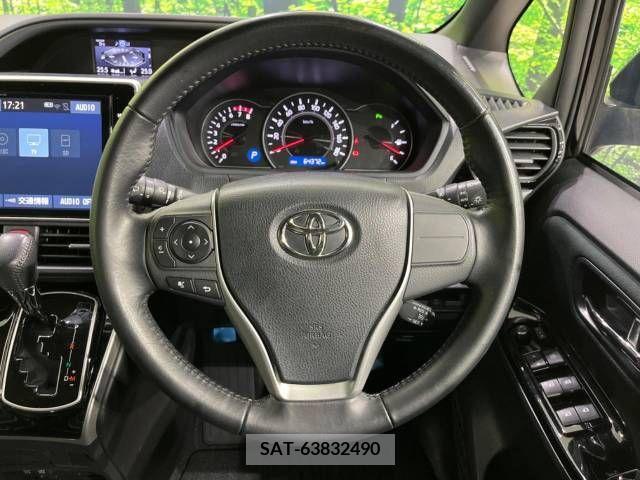 Toyota VOXY 2019-03 222703-12