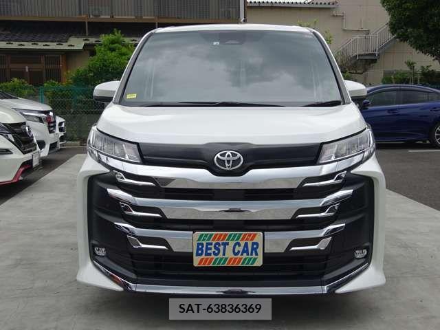 Toyota NOAH 2022-03 332200-4