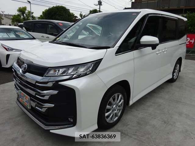 Toyota NOAH 2022-03 332200-5