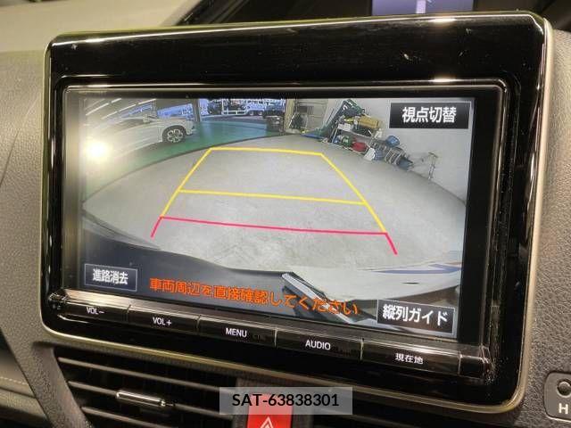 Toyota ESQUIRE 2018-08 390664-6