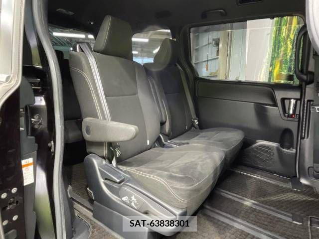 Toyota ESQUIRE 2018-08 390664-9