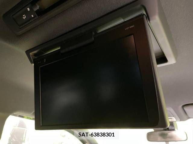 Toyota ESQUIRE 2018-08 390664-2
