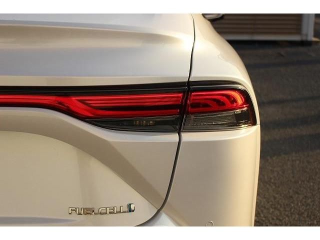 Toyota Mirai 2020-12 191857-11