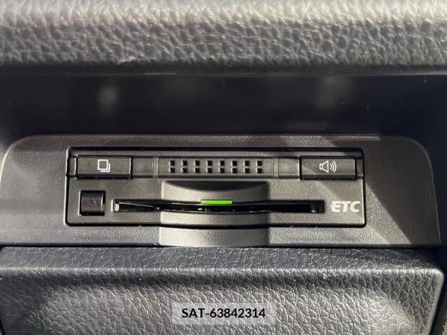 Toyota ESQUIRE 2015-09 359771-6