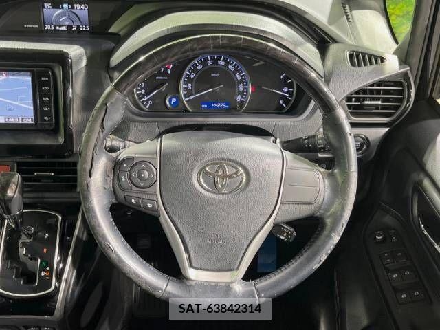 Toyota ESQUIRE 2015-09 359771-11