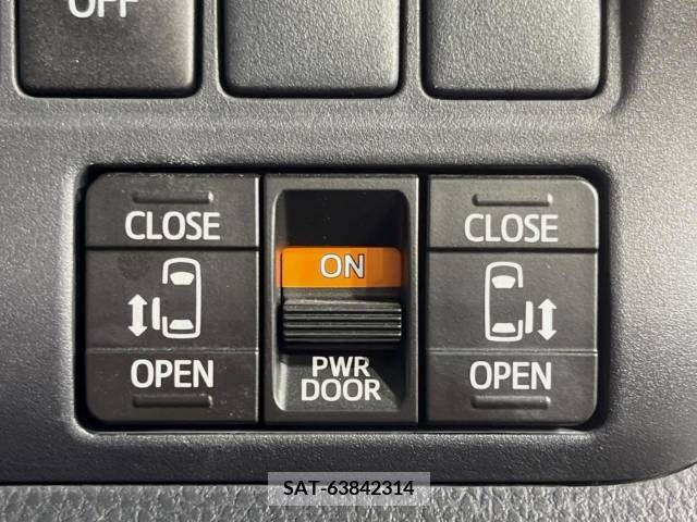 Toyota ESQUIRE 2015-09 359771-4