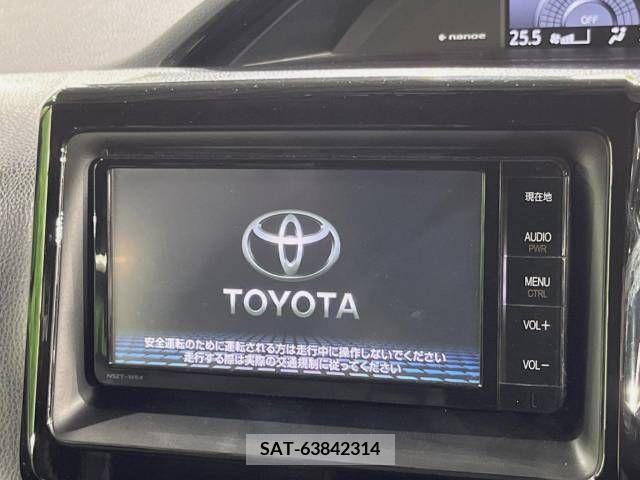 Toyota ESQUIRE 2015-09 359771-2