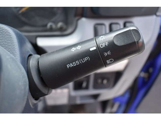 Mitsubishi CANTER 2012-07 23536-12