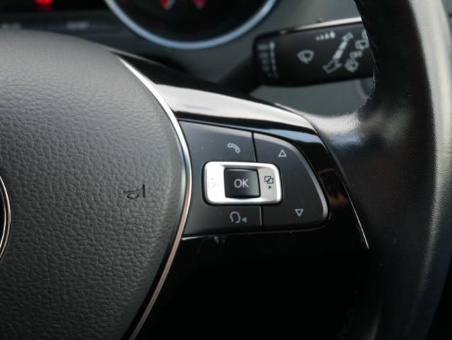 VolksWagen POLO 2017-11 185487-19