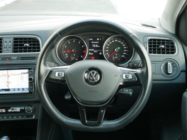 VolksWagen POLO 2017-11 185487-15