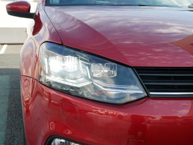 VolksWagen POLO 2017-11 185487-10