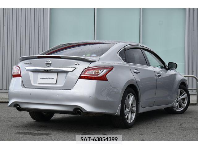 Nissan TEANA 2016-04 209657-1