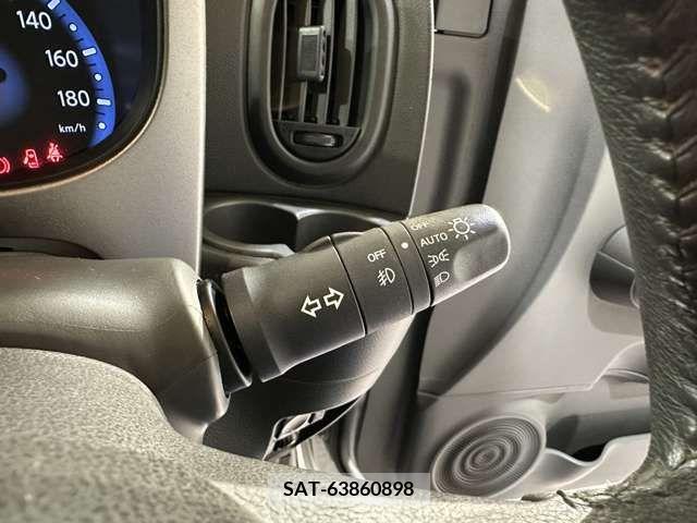Nissan CUBE 2011-09 223559-15