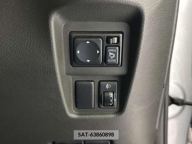 Nissan CUBE 2011-09 223559-16