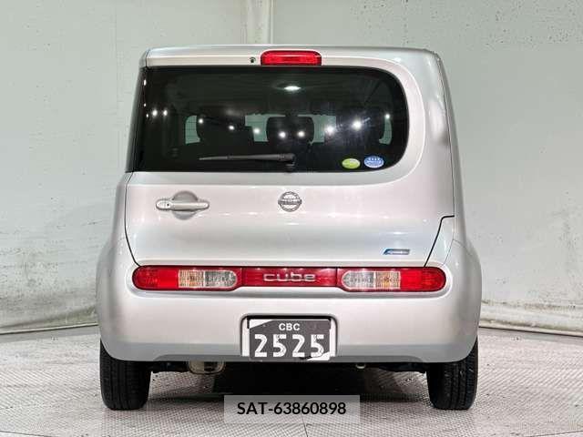 Nissan CUBE 2011-09 223559-9