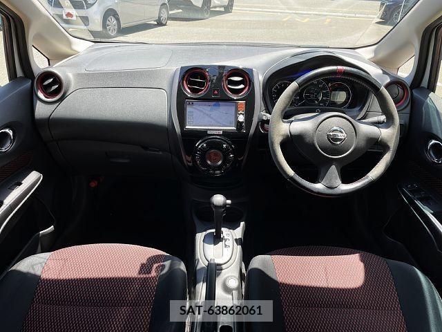 Nissan NOTE 2015-08 279980-1