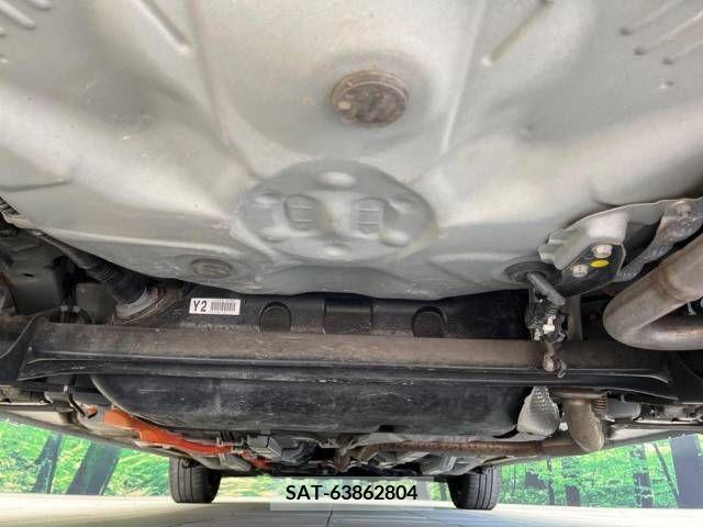 Toyota AQUA 2019-07 325931-16