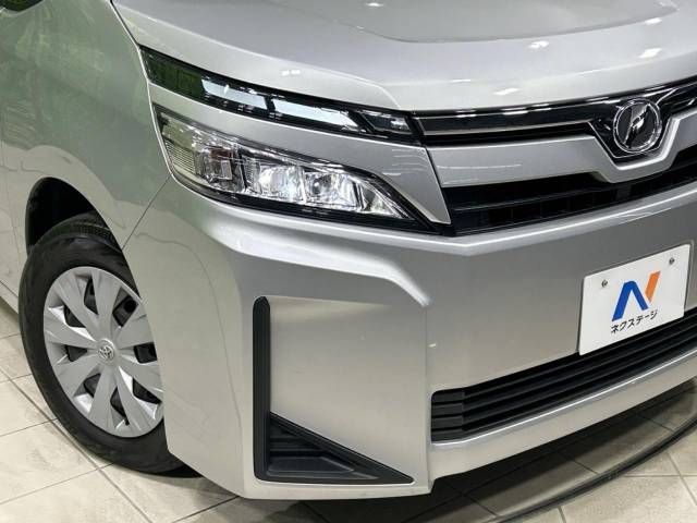 Toyota VOXY 2017-12 21187-12