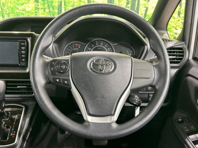 Toyota VOXY 2017-12 21187-11