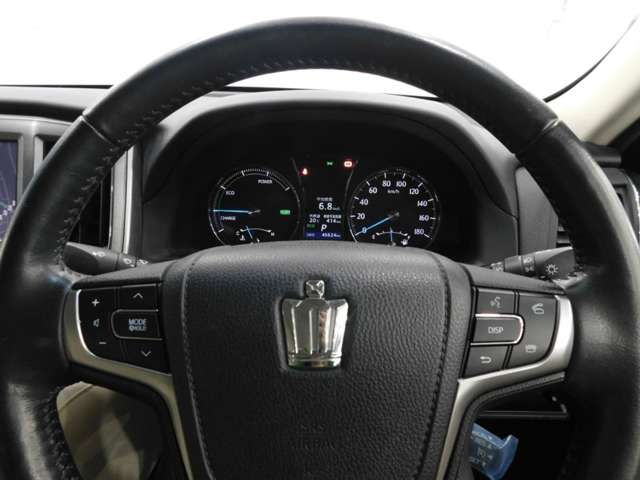 Toyota CROWN SEDAN 2014-10 185042-14