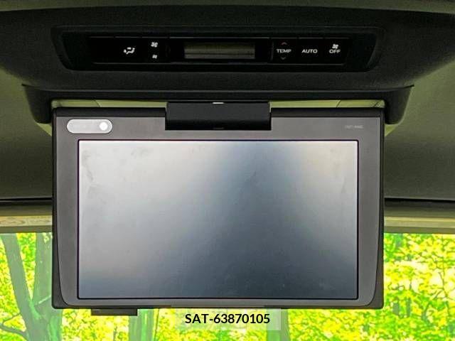Toyota VOXY 2017-09 370445-2