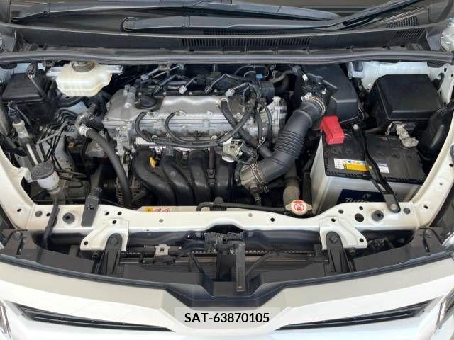 Toyota VOXY 2017-09 370445-19