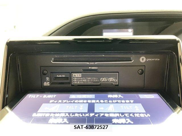 Toyota VOXY HYBRID 2017-09 370571-17