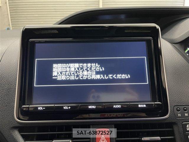Toyota VOXY HYBRID 2017-09 370571-14