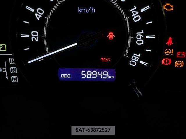 Toyota VOXY HYBRID 2017-09 370571-28