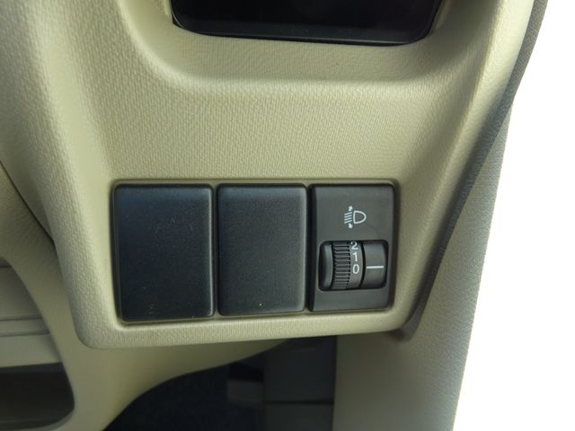 Suzuki ALTO 2012-04 15638-27