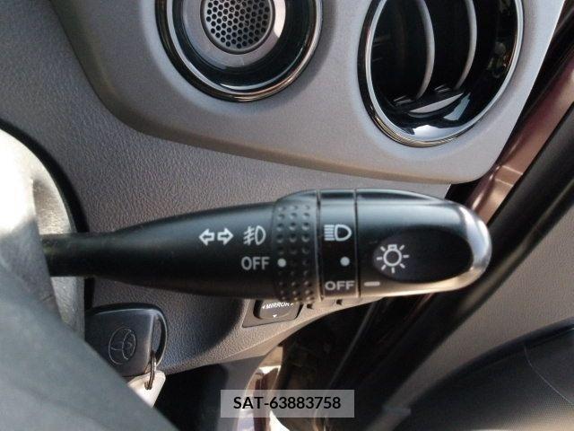 Toyota BB 2013-04 262488-16