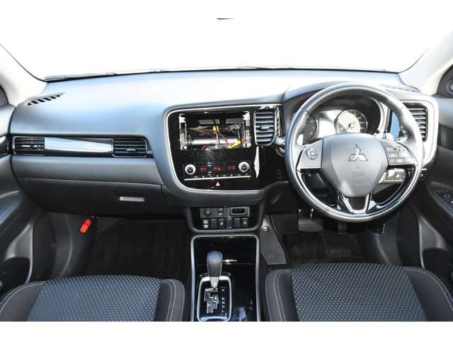 Mitsubishi OUTLANDER 2020-03 10985-3