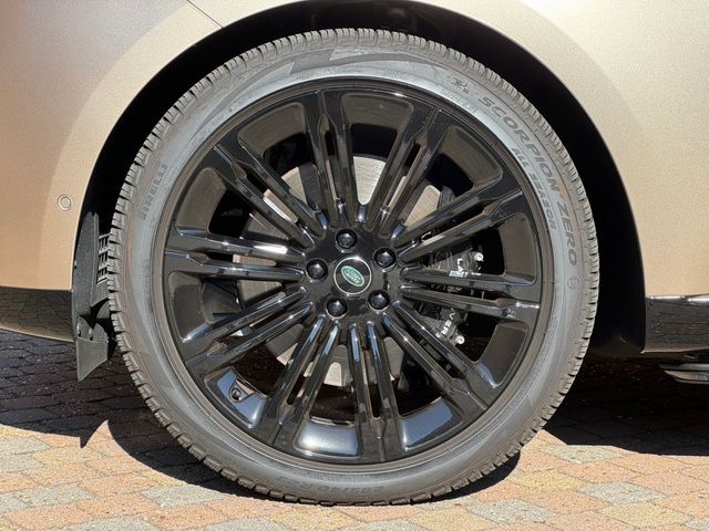 ROVER RANGE ROVER 2023-04 188104-19