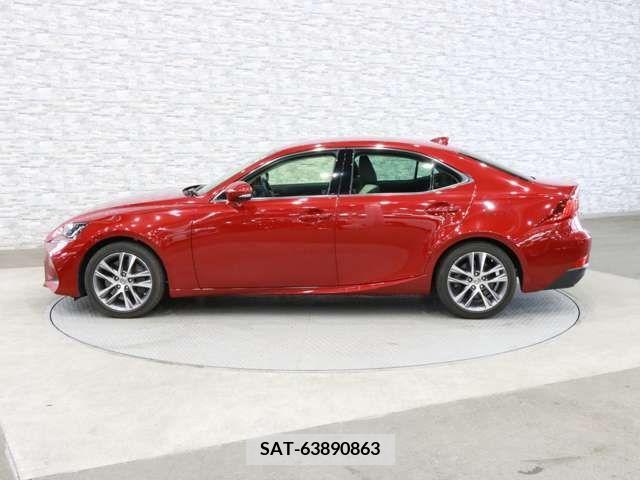 Lexus IS 2017-03 275370-6